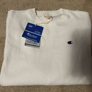 Champion crewneck sweatshirt (x-small) NWT